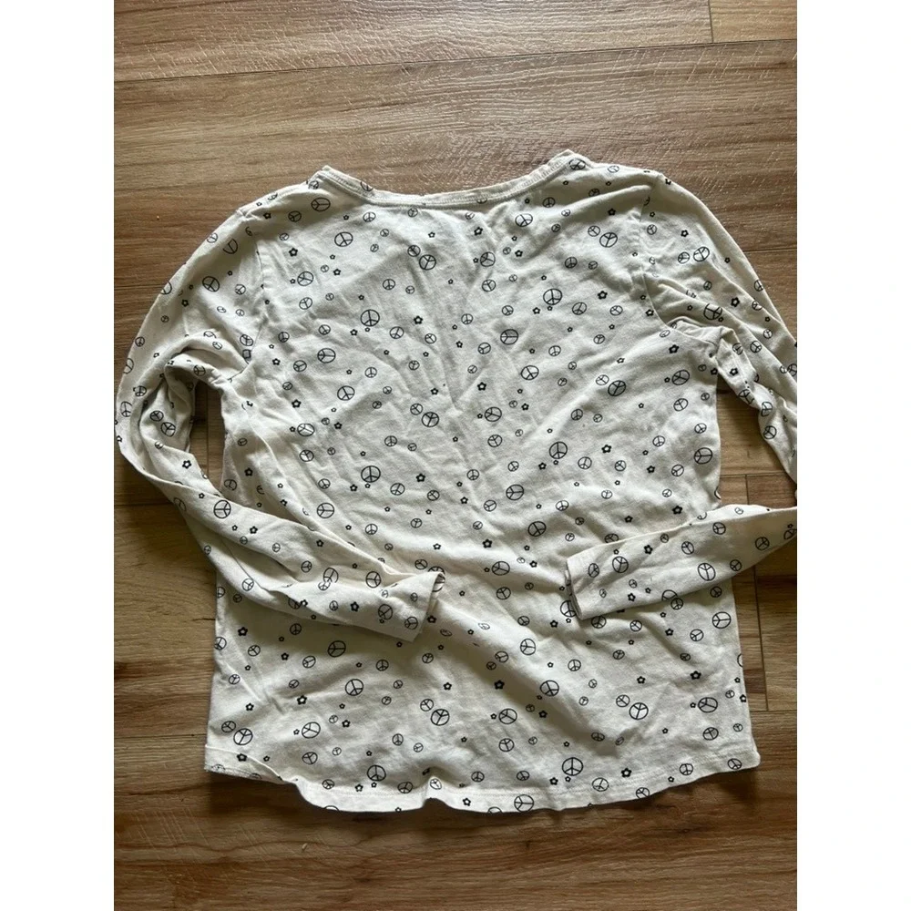 Old‎ Navy Long Sleeve Tee Kids XL 14-16 Cream Peace Sign Flower Softest Tee